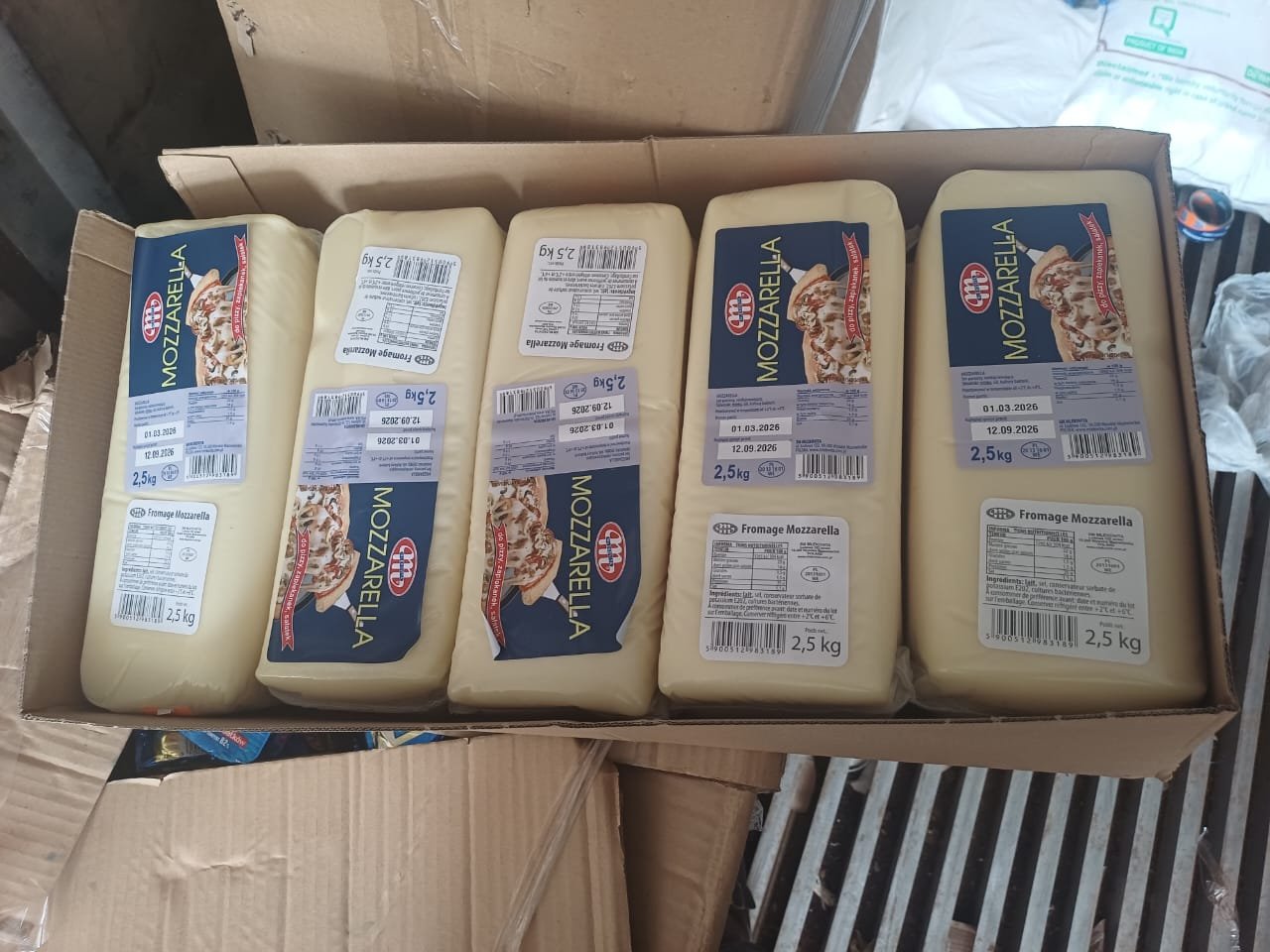 FROMAGE MOZZARELLA EN BLOC INDUSTRIEL (2,5 KG) – Image 2